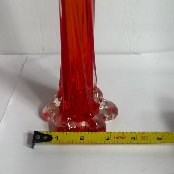 Tall thin glass wide petal-footed vase. Approx. 11”H. - Picture 10 of 10